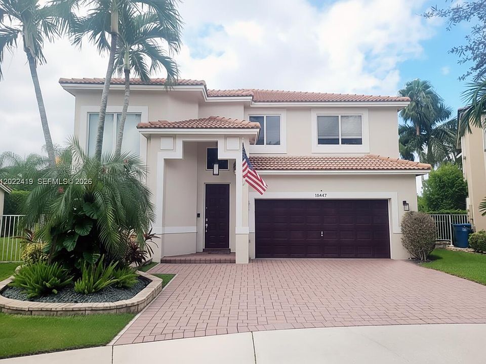 1st image of 16447 Sapphire Pl