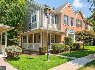 11748 Great Owl Cir, Reston, VA 20194