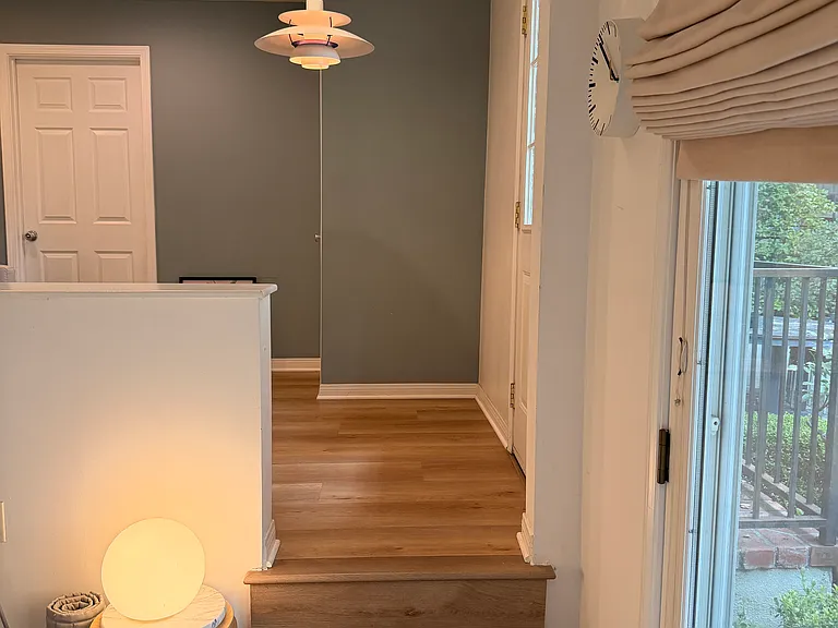 4650 Crown Ave — Photo 9