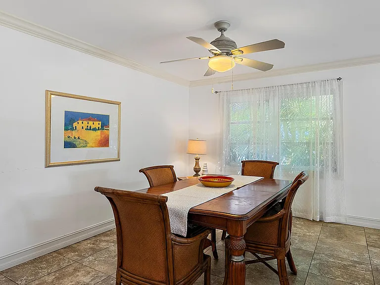 213 Seabreeze Cir — Photo 8