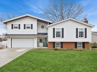 7319 Darien Ln, Darien, IL 60561