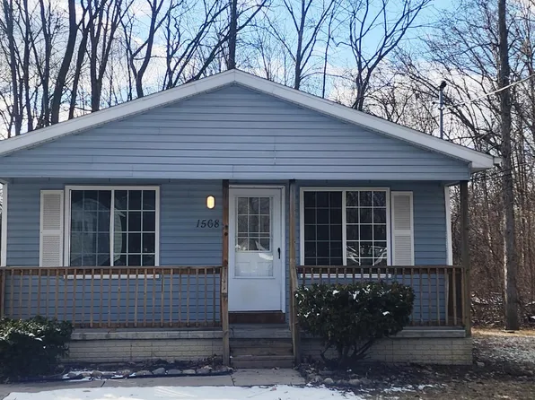 1568 Outer Lane Dr, Ypsilanti, MI 48198