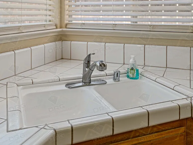 2713 Mozart Dr — Photo 10