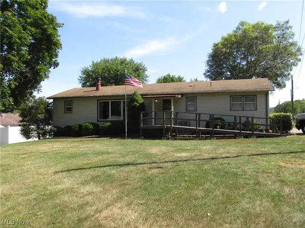 631 Triplett St, Belmont, WV 26134