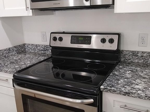 4th image of 667 E 355 N Unit 28