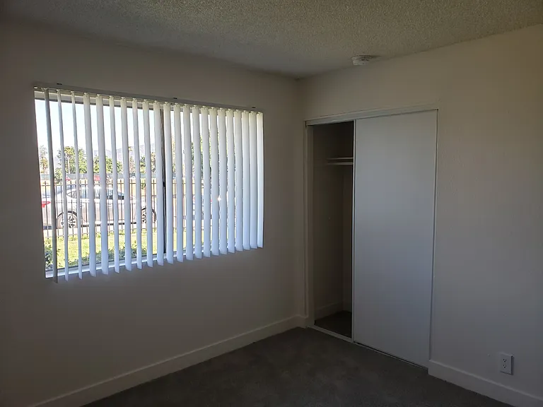 Lakehouse Apartments — Photo 46