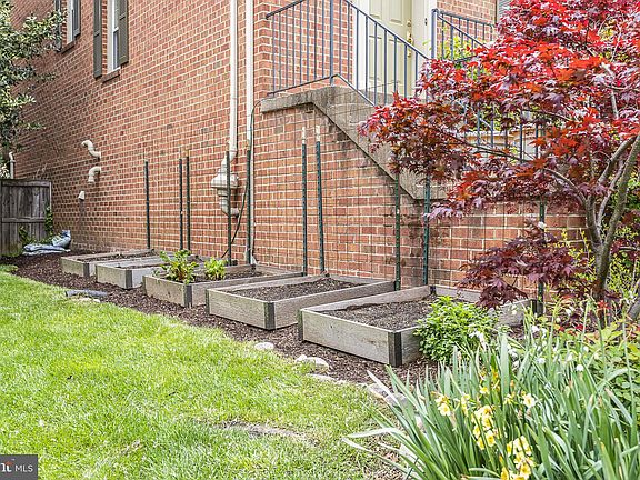 4th image of 5810 Iron Willow Ct