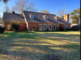6 Brownwood Dr, Longview, TX 75602