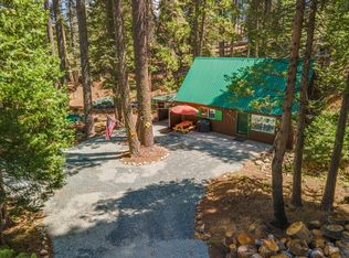 2825 Brookside Dr, Strawberry Valley, CA 95981