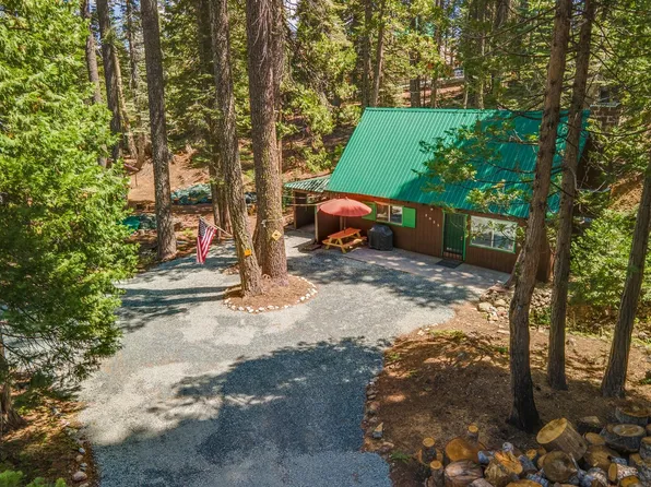 2825 Brookside Dr, Strawberry Valley, CA 95981