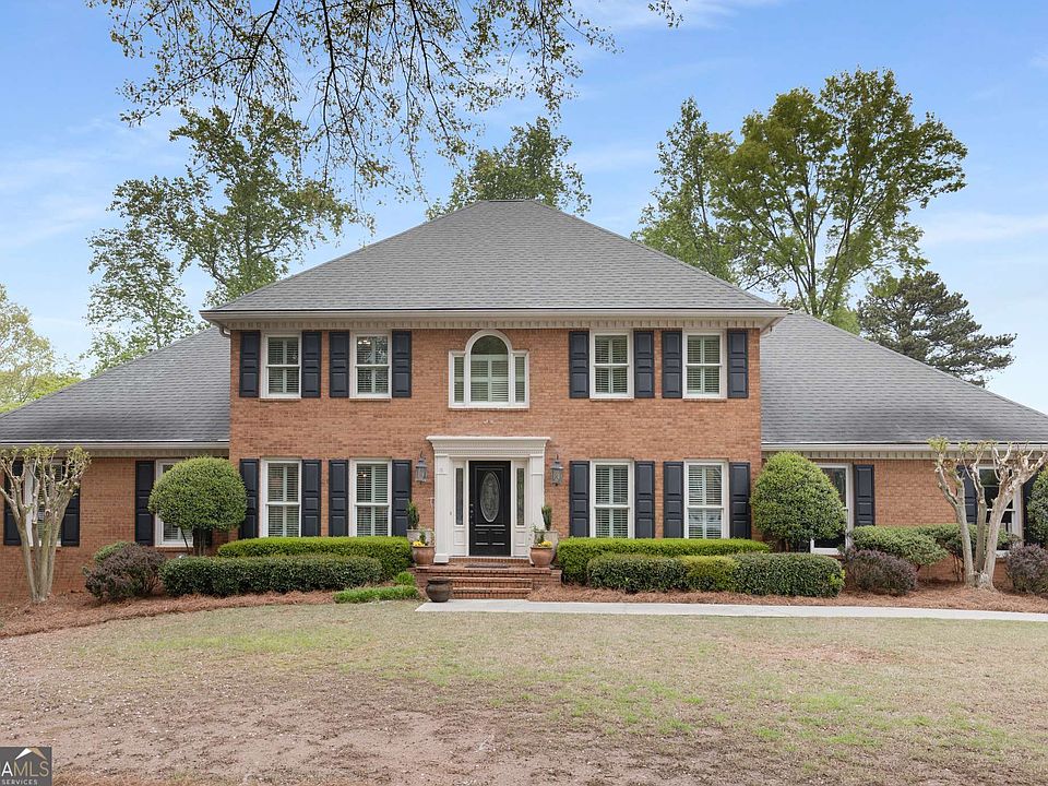 1st image of 568 Haralson Dr SW