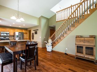 402 Green Valley Dr, Mount Pleasant, WI 53406