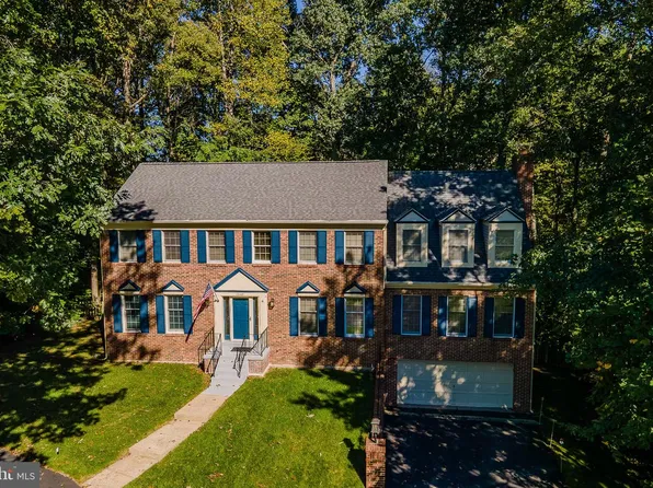12469 Cavalier Dr, Woodbridge, VA 22192