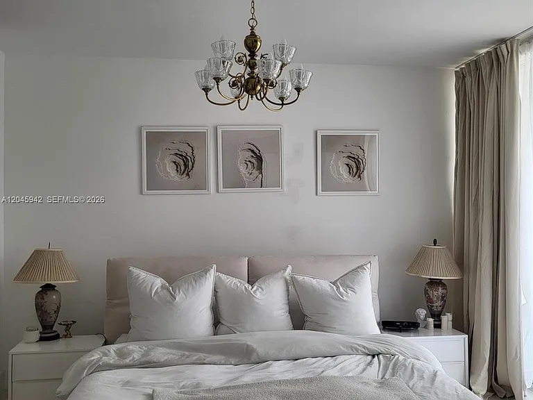92 SW 3rd St #3207 — Photo 8