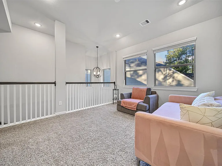 104 Red Cascade Ct — Photo 23
