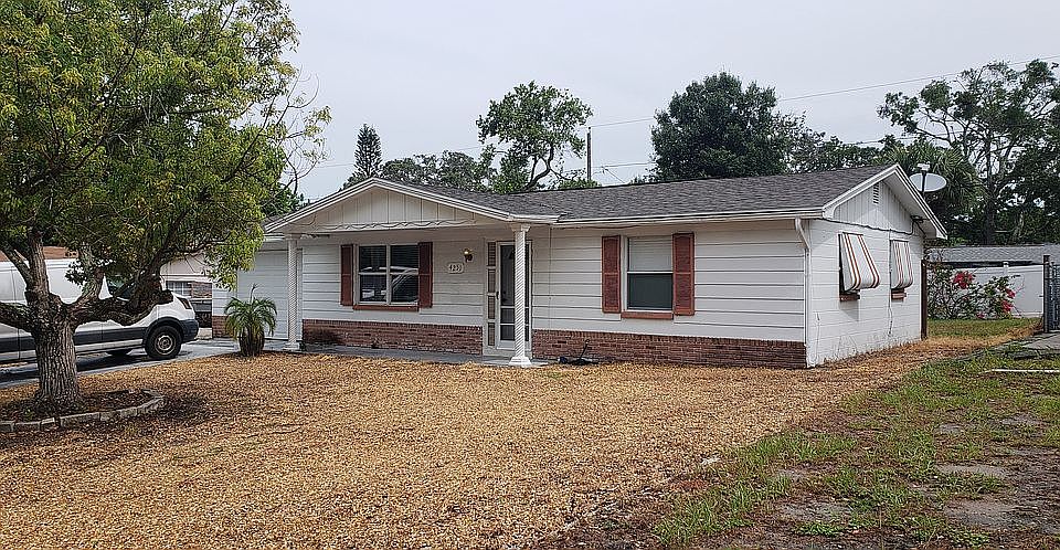 1st image of 4251 Crestfield Ave