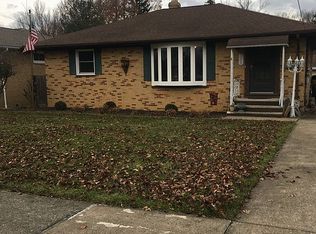11440 Glamer Dr, Parma, OH