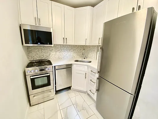 Rented by JM Preston Properties LLC | media 22