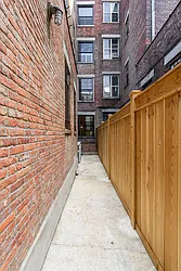 Rented by Dixon Advisory USA Inc.