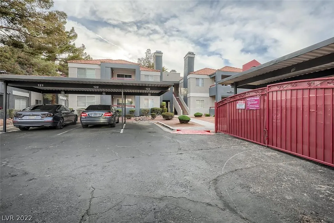 2 bed, 998 sqft, $1,650 — Photo 3