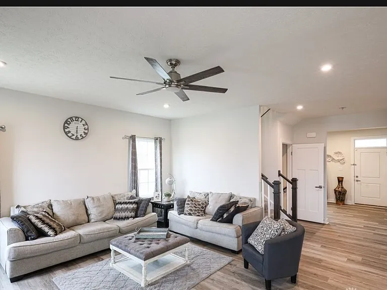 95 Ridgebrook Trl — Photo 4