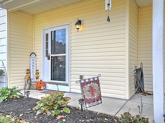 2nd image of 322 Preservation Cir