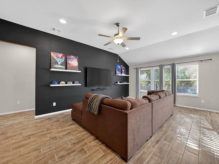 20703 Ridgeview Rd — Photo 11