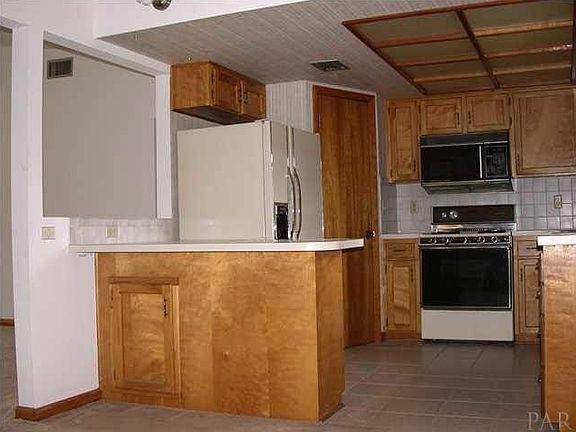 2nd image of 10144 Sugar Creek Cir