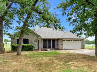 109 Sanchez Creek Ct, Weatherford, TX 76088