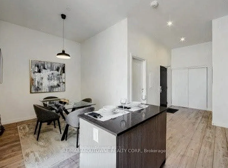 125 Bronte Rd #A0716 — Photo 5