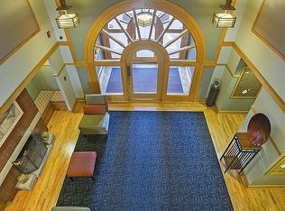 673 Lake St, Oak Park, IL 60301