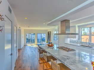 947 4th St #4C, Santa Monica, CA 90403