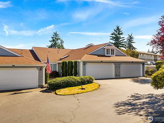 3rd image of 6020 N Highlands Parkway #38E