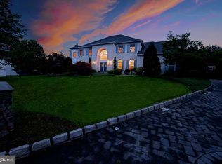 3 Rutland Ct, Princeton Junction, NJ 08550