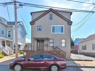 29 Winter St, Fall River, MA 02720