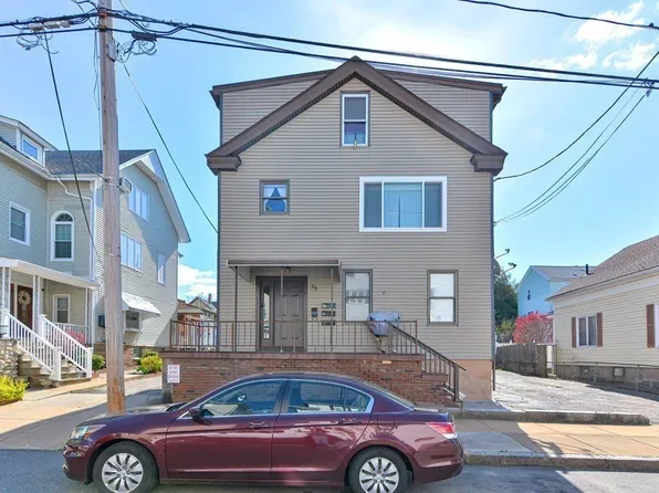 29 Winter St, Fall River, MA 02720