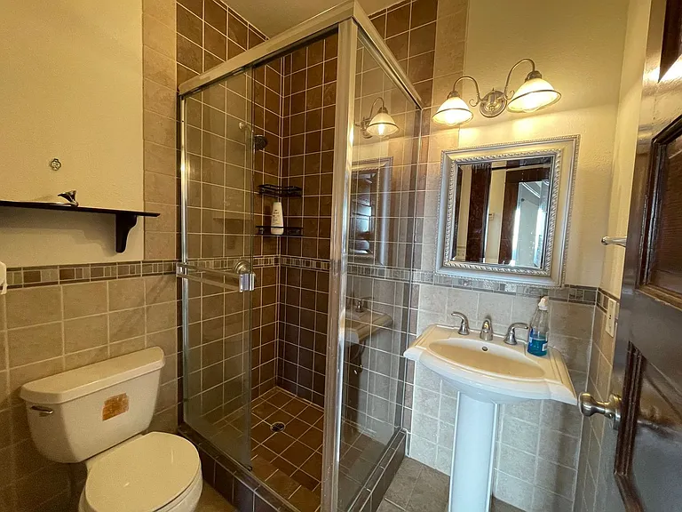 4857 Kansas St — Photo 24