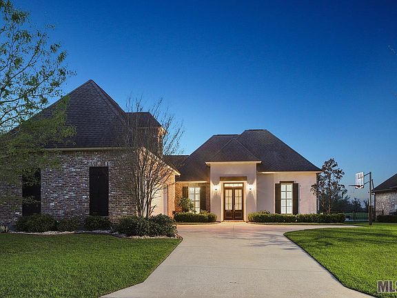 3rd image of 5405 Cypress Point Ln