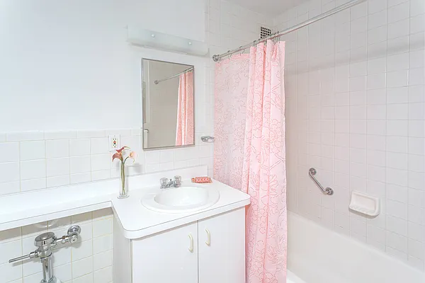 Sold by Brown Harris Stevens | media 9