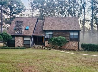 1416 Long Creek Rd, Meridian, MS 39301