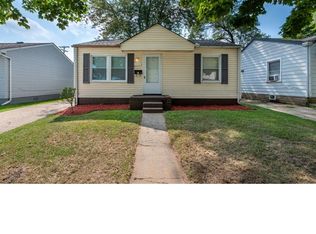 11330 Chalmers Ave, Warren, MI