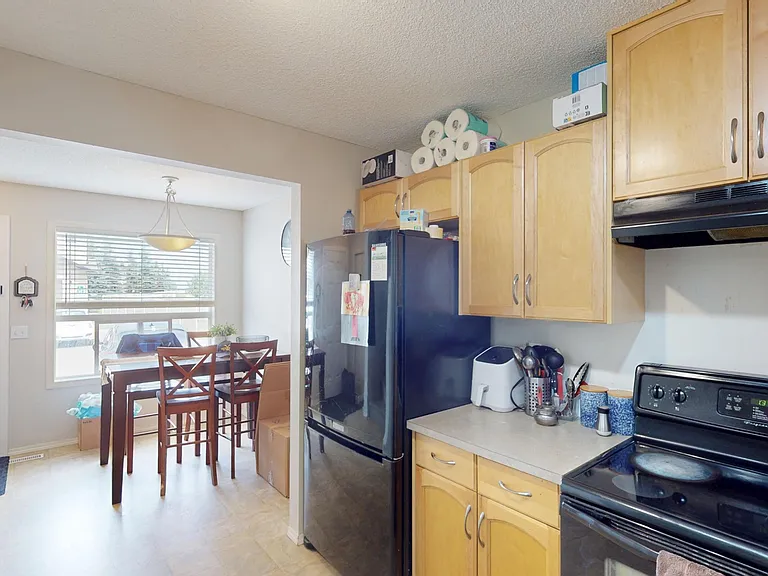 87 Saddlebrook Point NE — Photo 5