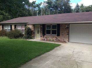 318 9th Ave NW, Demotte, IN 46310