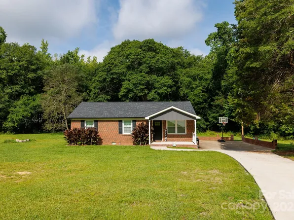 232 Harmony Hills Dr, Catawba, SC 29704