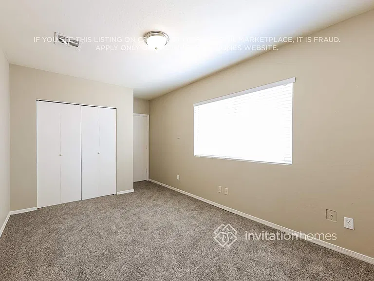 3132 W Surrey Ave — Photo 14