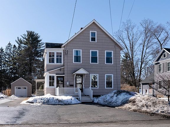 2nd image of 40 Clark St