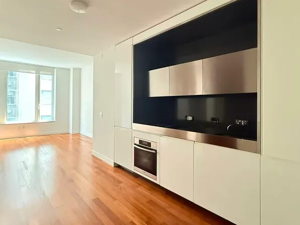 15 William Street image 3 of 19