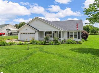 895 Grand Canyon Rd, Inman, SC 29349