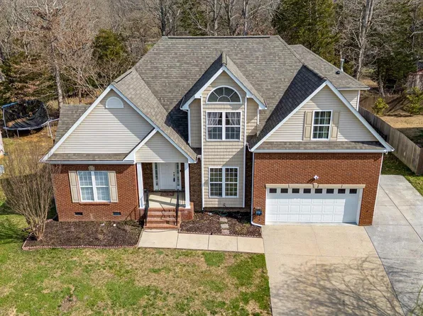 7087 Neville Dr, Ooltewah, TN 37363