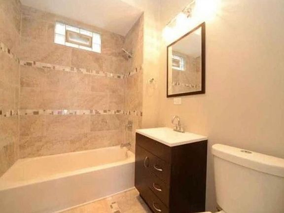 4th image of 312 E 50th St APT 1